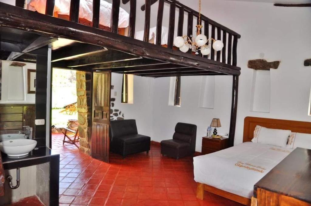 Hotel Casablanca Ollantaytambo Exterior photo