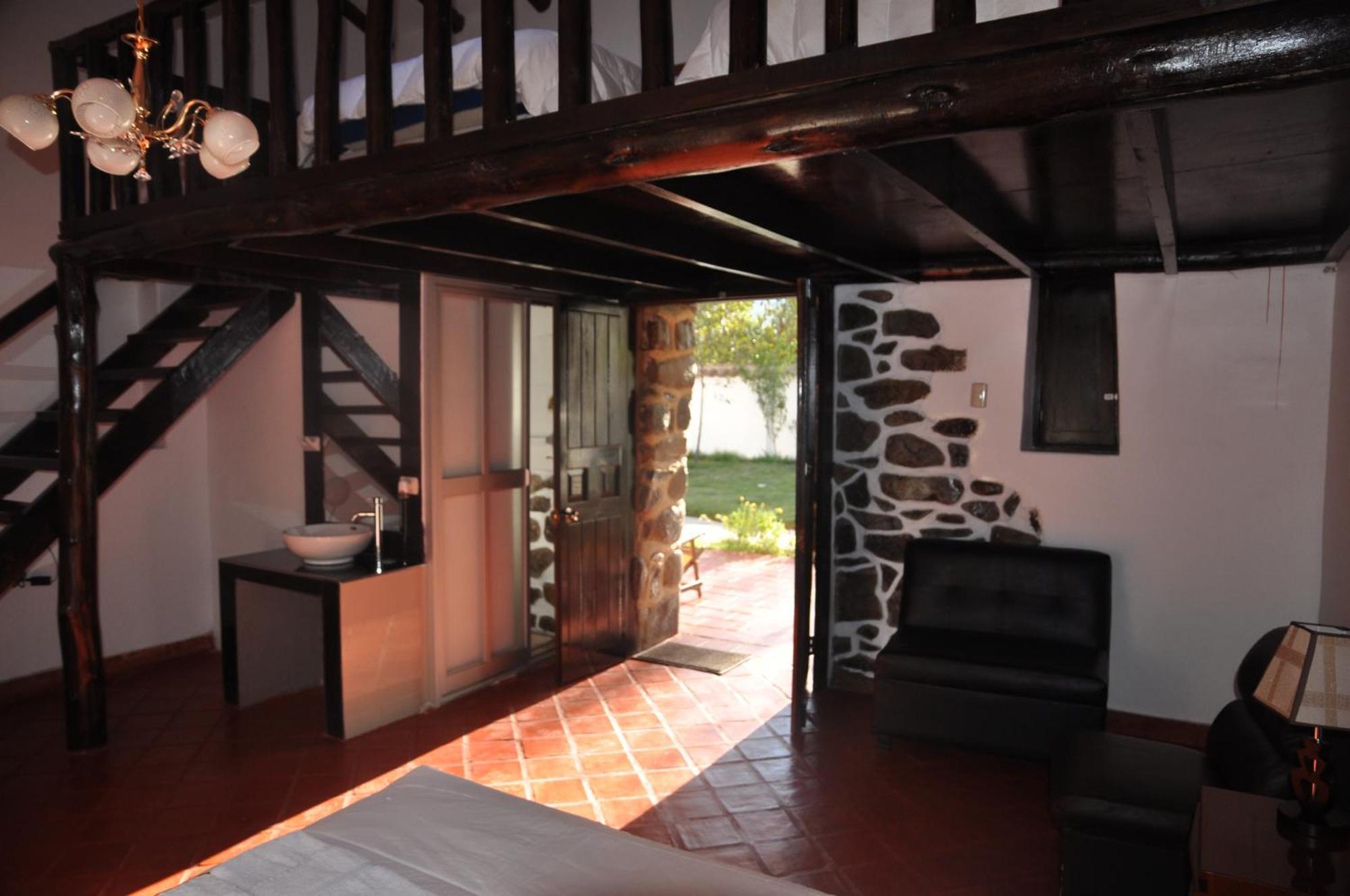 Hotel Casablanca Ollantaytambo Exterior photo